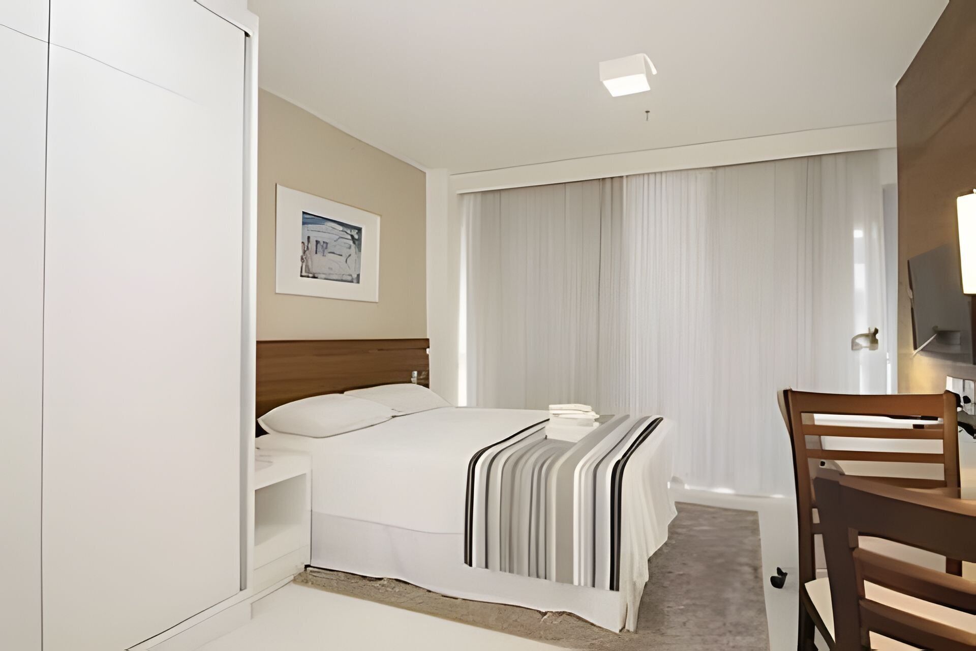 Apartamento básico | 1 dormitorio, wifi gratis, ropa de cama