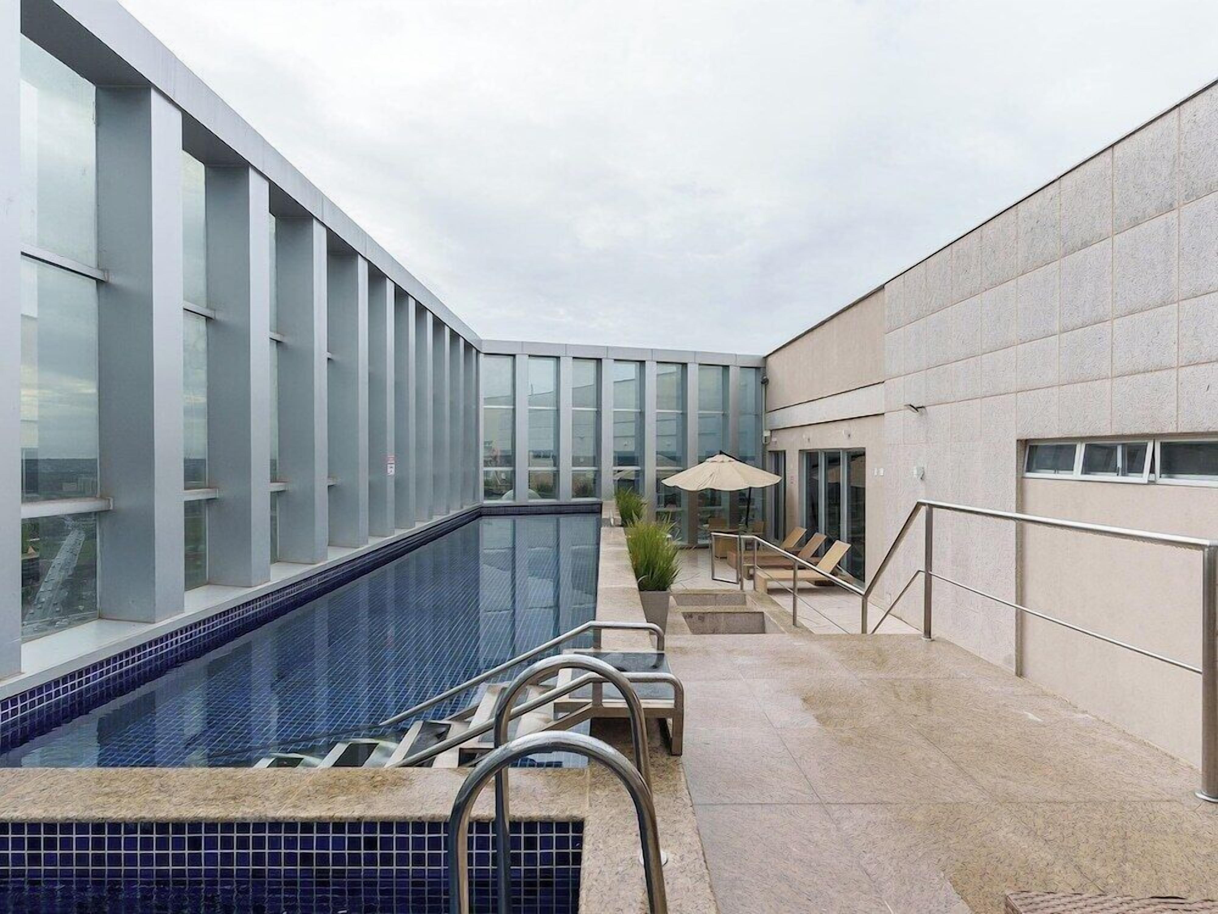 Indoor pool, outdoor pool