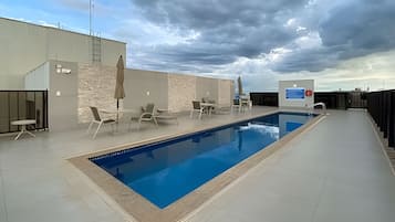 Apartment | Pool | Outdoor pool