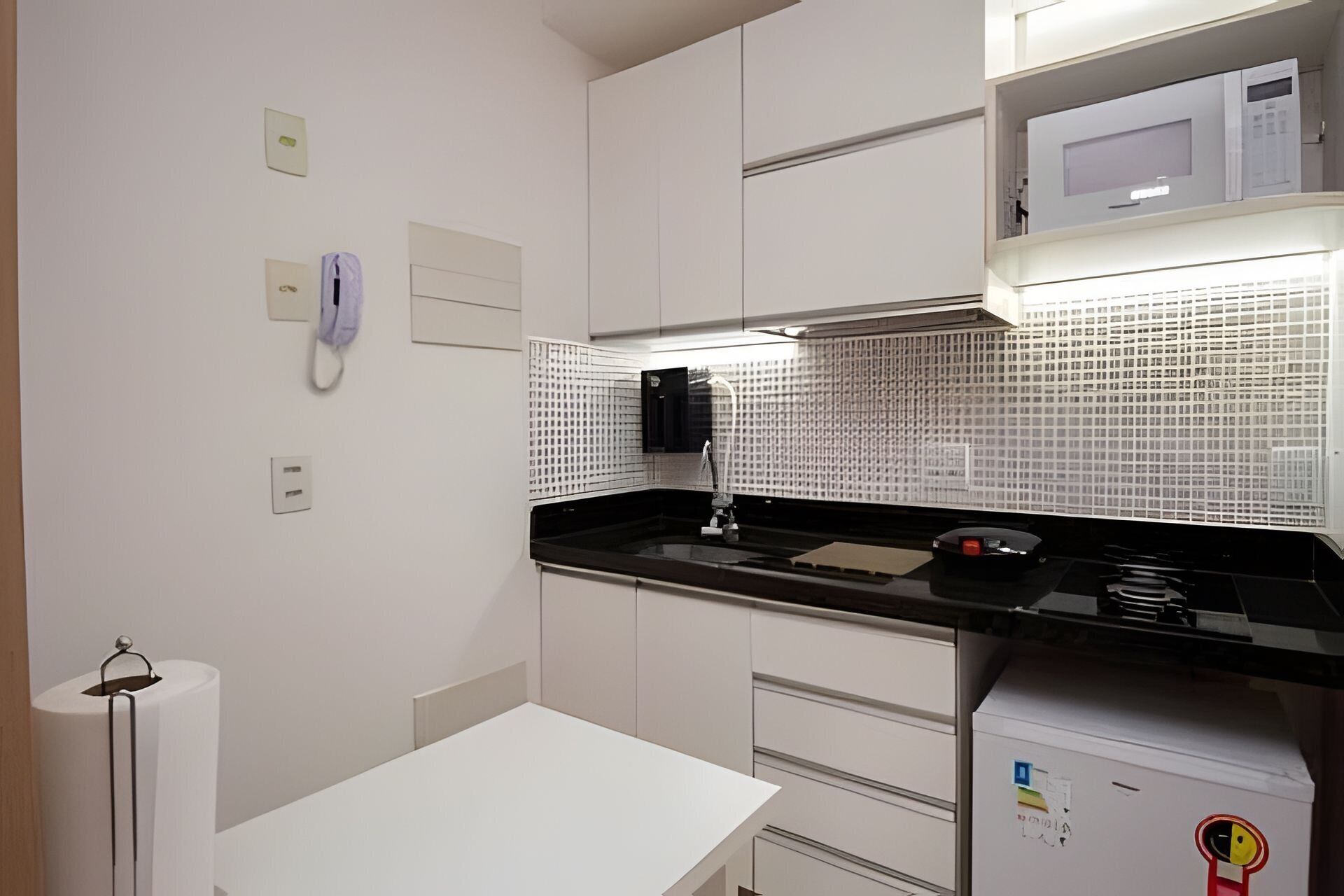 Apartment | Private kitchen | Fridge, microwave, electric kettle, cookware/dishes/utensils