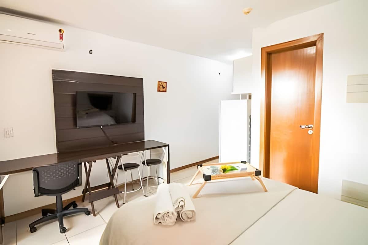 Apartment | WiFi (free), bed sheets