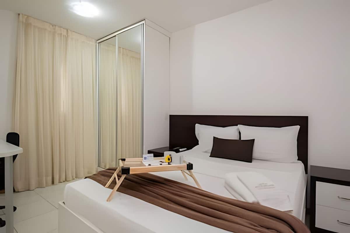 Apartment | WiFi (free), bed sheets