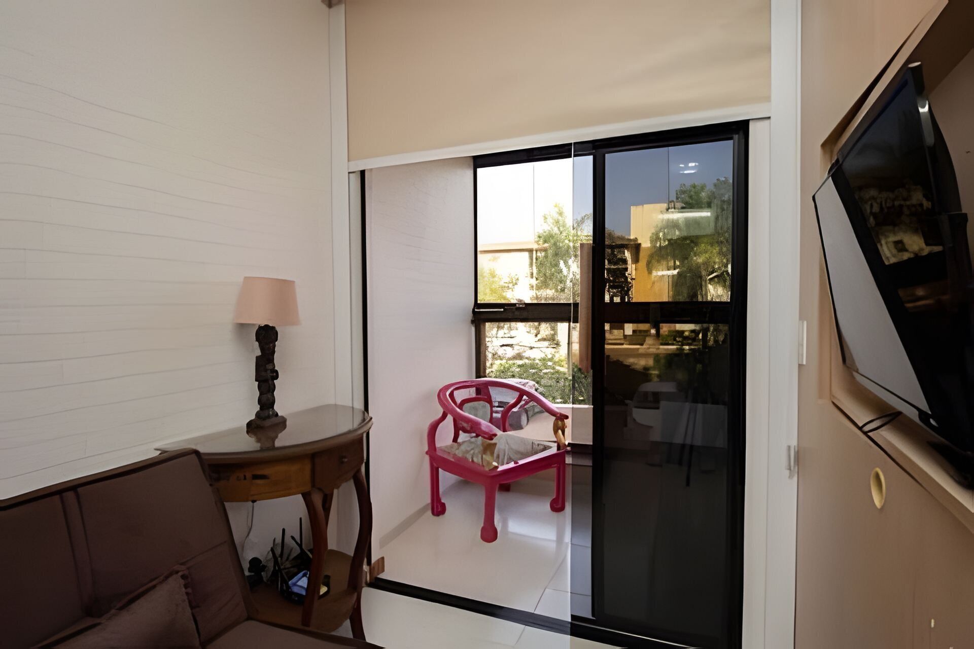 Apartment | Living area | Flat-screen TV