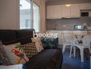 Interior - APARTMENT IN FULL CENTER ONE STEP FROM EVERYTHING AND 1 MINUTE FROM THE BEACH (Platja d'Aro)
