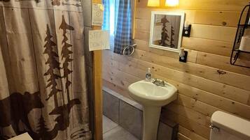 Towels, soap, shampoo, toilet paper
