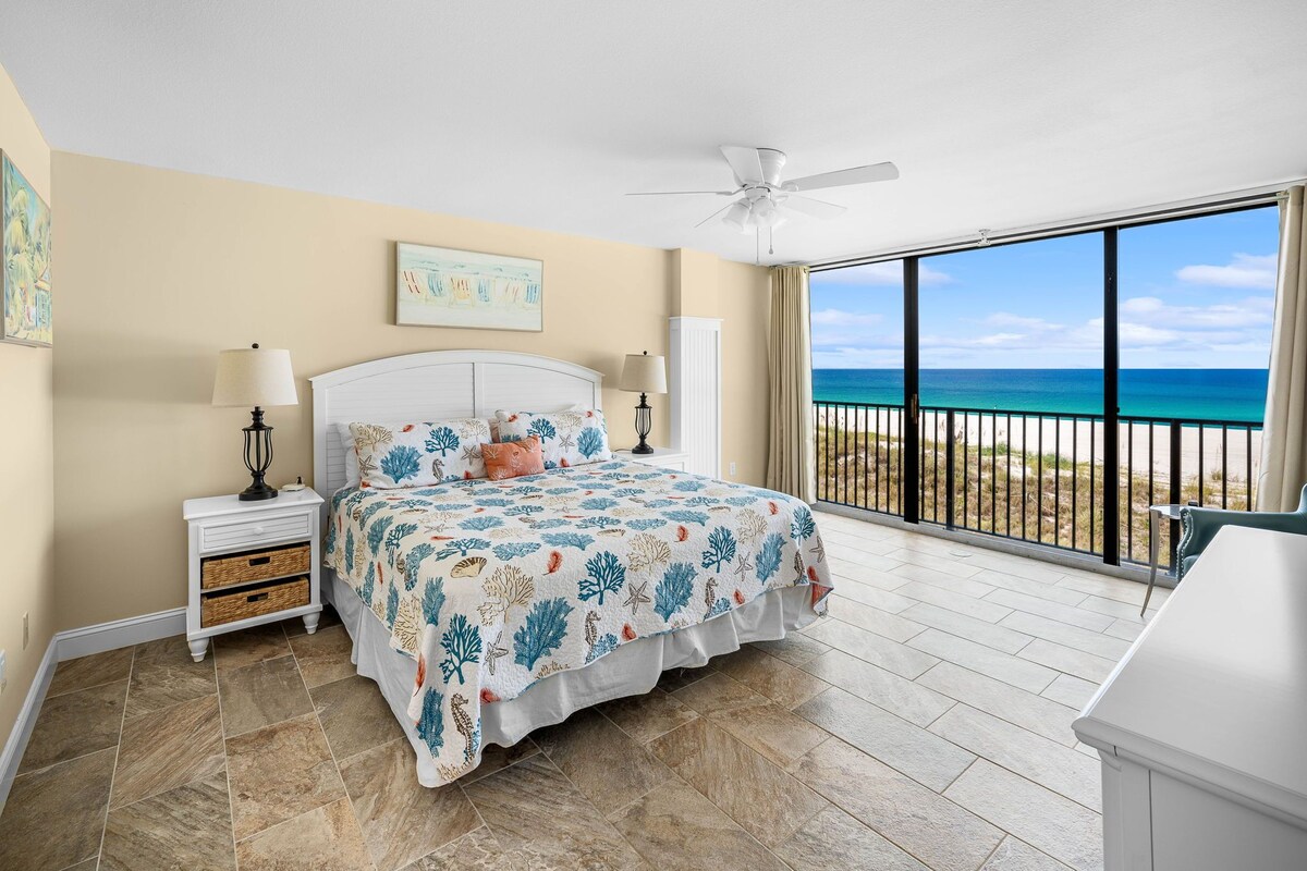 1st Floor ~ Pet Friendly ~August Specials! Free Beach Chair Service!