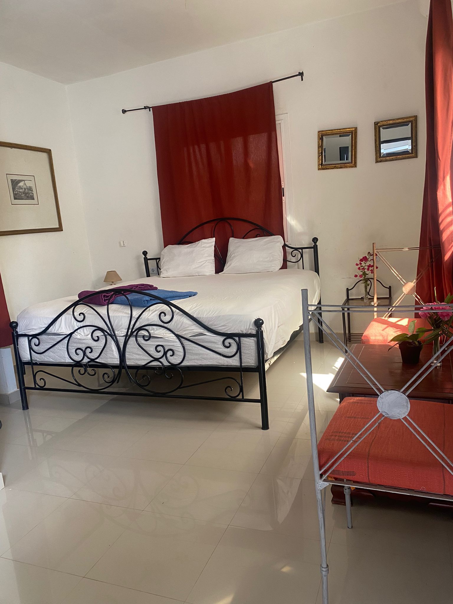 4 chambres, bureau, fer et planche à repasser, Wi-Fi gratuit