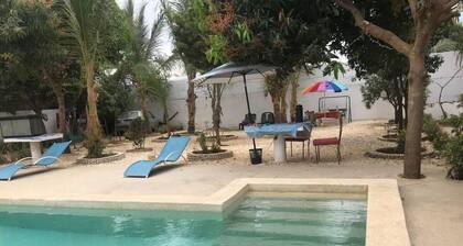 un séjour inoubliable. Surpresseur, chauffe eau, Clim , piscine, plage … jardin.