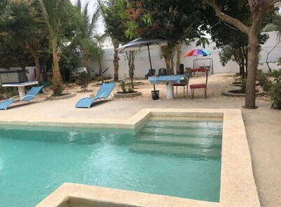 un séjour inoubliable. Surpresseur, chauffe eau, Clim , piscine, plage … jardin.