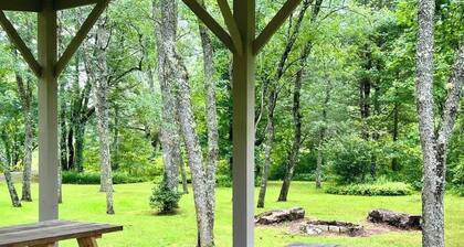 Charming Cabin Near Falls, Hiking, & Fly-Fishing