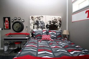 1 habitación, escritorio, tabla de planchar con plancha y wifi gratis 