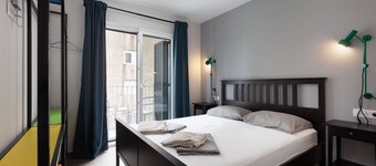 SUBTUB Hostel Makarska