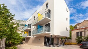 Exterior - SUBTUB Hostel Makarska (Makarska)
