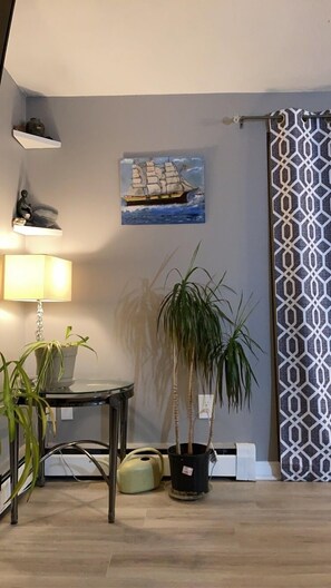 Interior - North Beach, Quiet, Clean, Condo, Walk to Hampton Beach (Hampton)