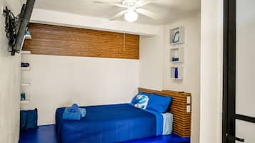 1 habitación, wifi y ropa de cama