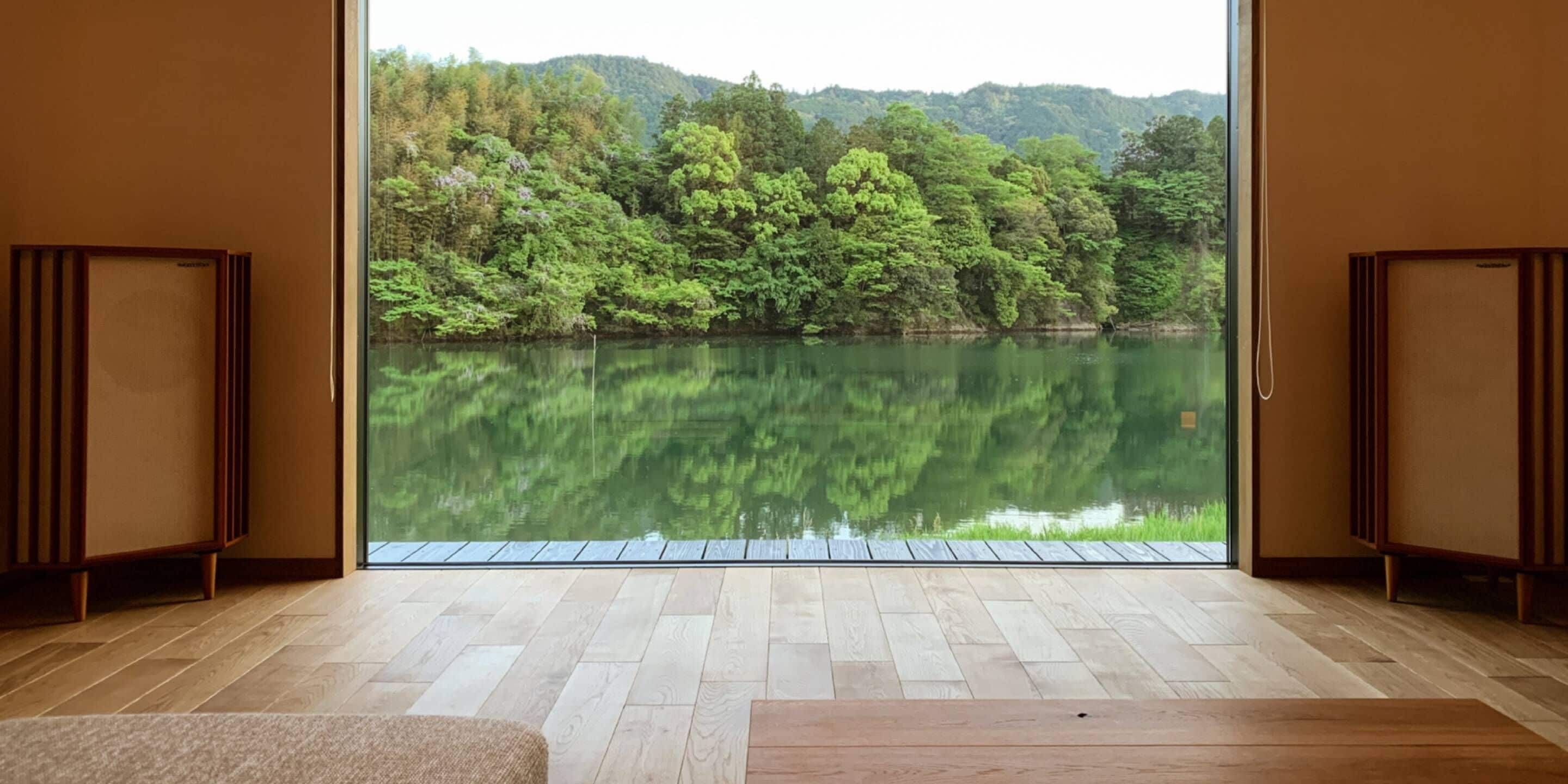 Mclntosh | Minibar, individually decorated, desk, laptop workspace