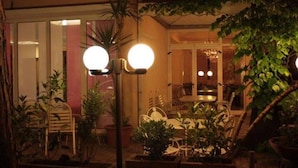 Property entrance - Hotel Delizia (Rimini)