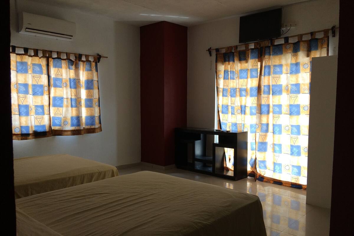 Basic Townhome, 3 Bedrooms | Down duvets, bed sheets