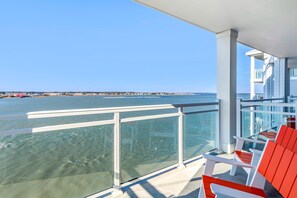 Standard Room, Multiple Beds, Non Smoking (Large) | Premium bedding, desk, laptop workspace, blackout drapes - Cambria Hotel Ocean City - Bayfront (Ocean City)