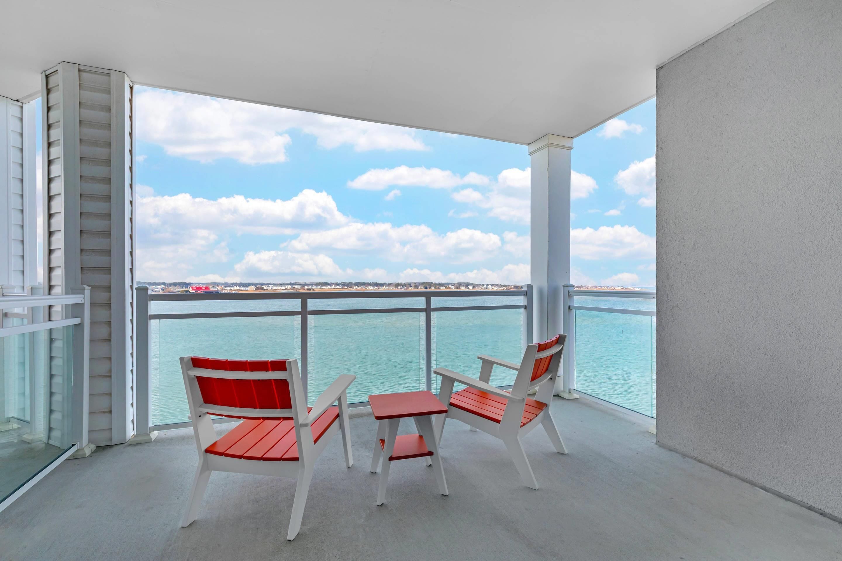 Habitación, 1 cama King size, para no fumadores | Ropa de cama de alta calidad y escritorio 