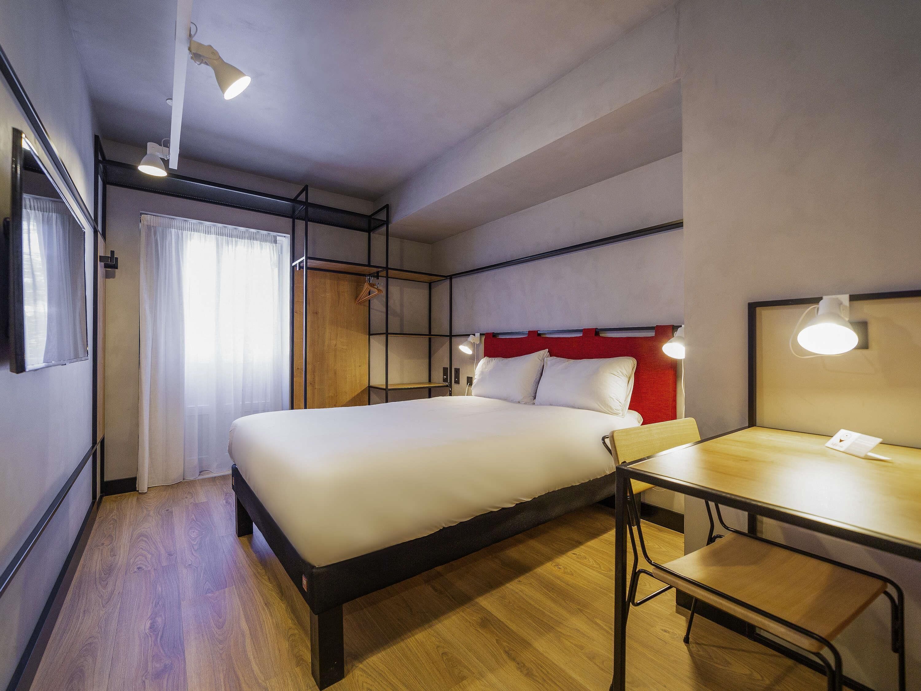 Superior Double Room, 1 Queen Bed, Balcony