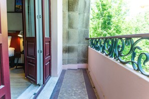 Doppia Superior, 1 letto queen, balcone | Balcone