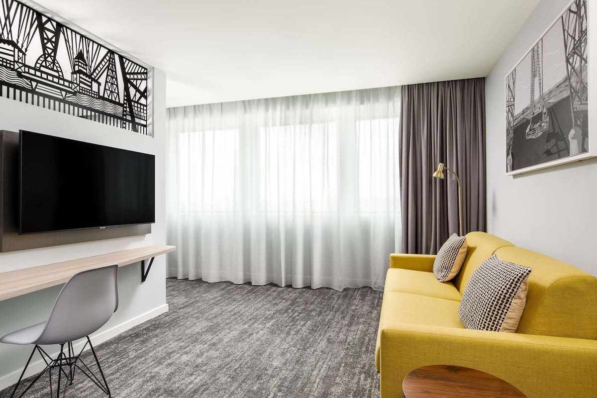 Junior Suite, 1 Double Bed with Sofa bed