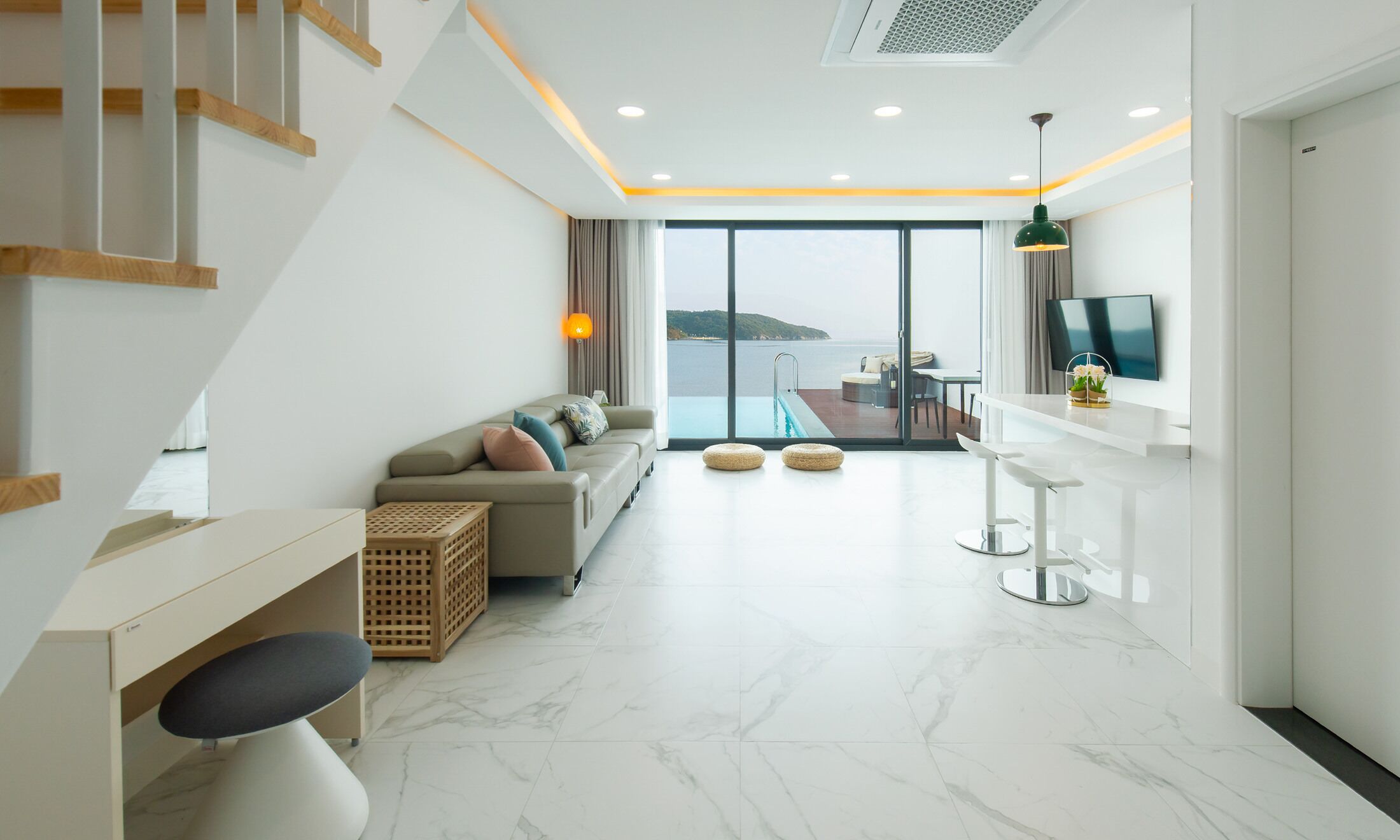 Pool Villa V Type (1005) | 客厅 | 液晶电视