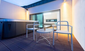 Pool Villa H Type (1003) | Living area