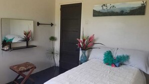 3 室のベッドルーム、アイロン / アイロン台、WiFi、ベッドシーツ