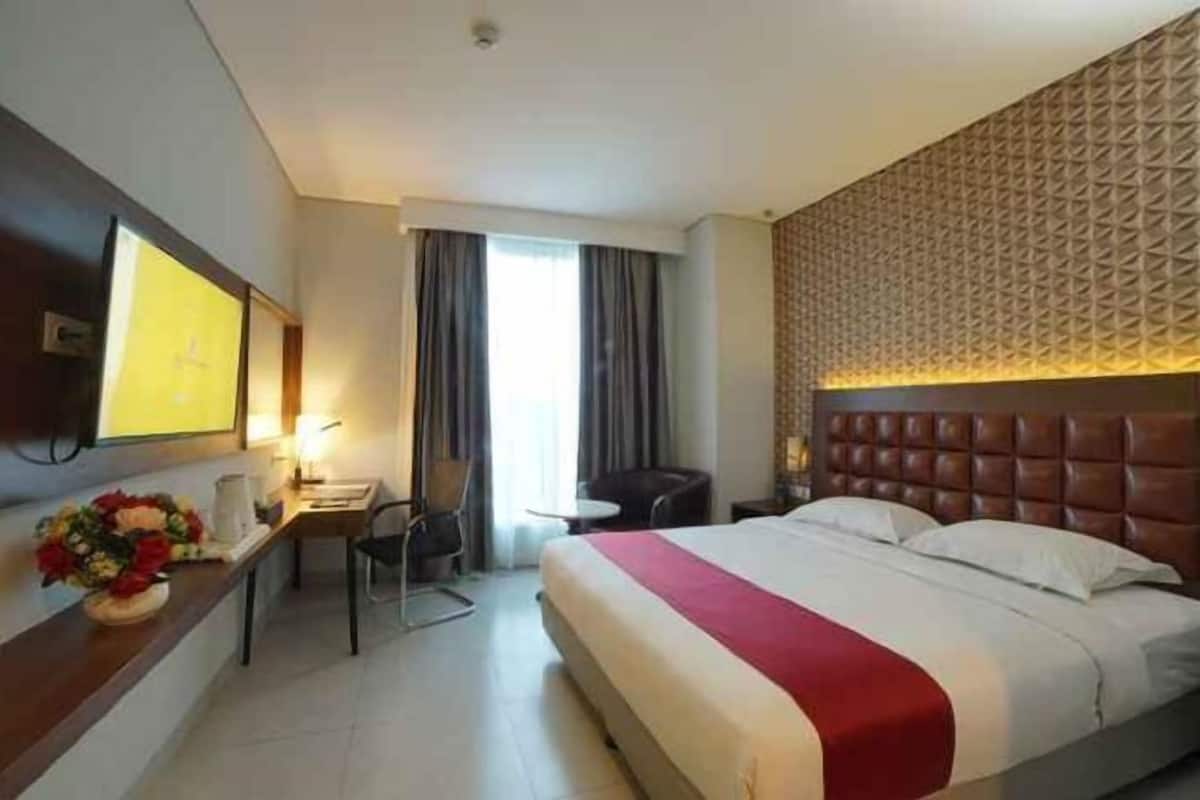 1 bedroom, minibar, in-room safe, desk
