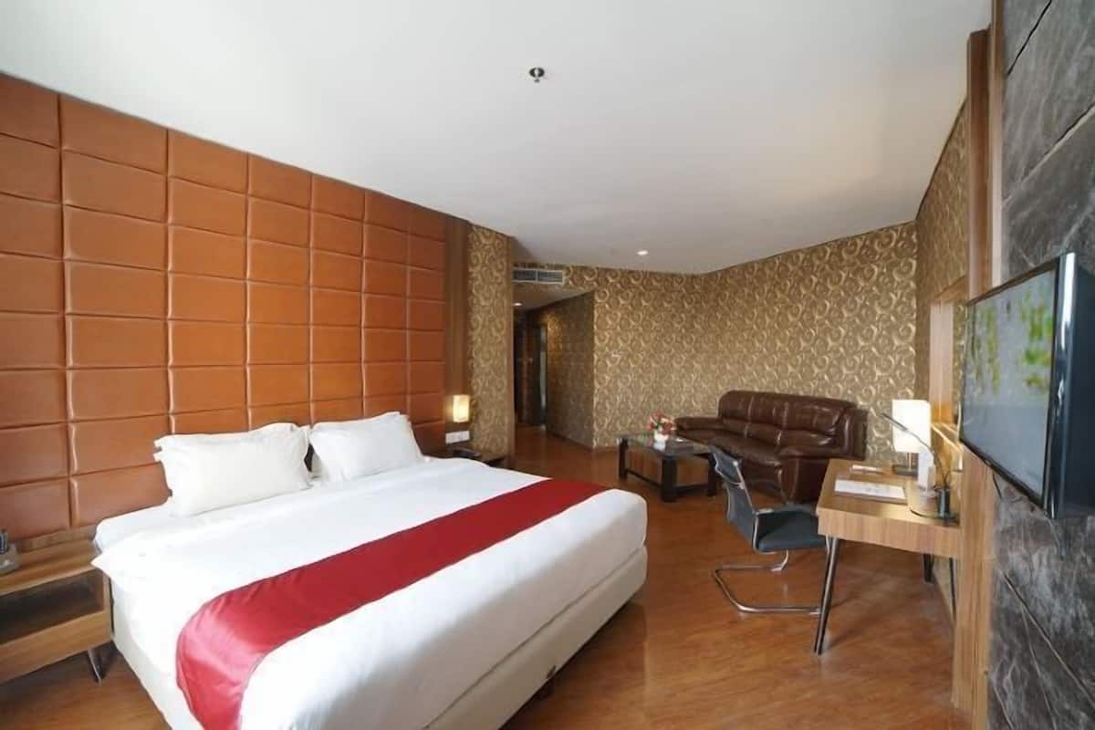 1 bedroom, minibar, in-room safe, desk