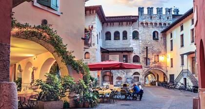 Appartamento Centro Storico Riva 2, Riva del Garda, Italy