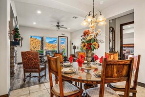 Dining - 4098 Coral Ridge, The 19th Hole in Coral Ridge, near golf course, firepit, heated pool, SLP 12 (Washington)