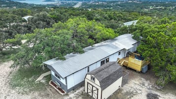 Bluebonnet Hill offers the perfect lake day getaway