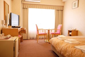 Single Room, Smoking | Laptop workspace, iron/ironing board, free WiFi - Tokyo BUC Nakagin (Tokyo)