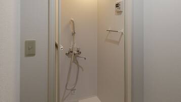 101 | Bathroom shower