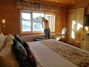 尊荣双人房, 1 间卧室 | 埃及棉床单、高档床上用品、客房内保险箱、熨斗/熨板