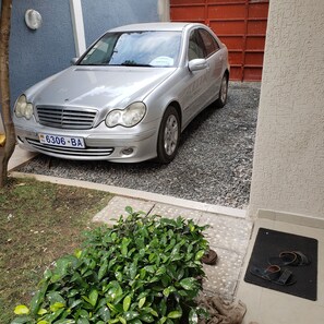 Enceinte de lâhĂ©bergement