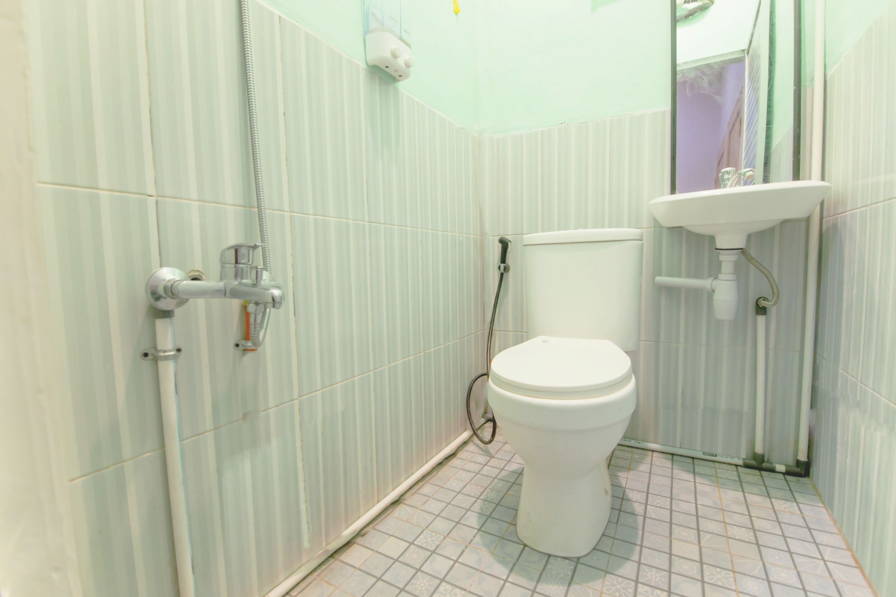 Deluxe Double Room | Bathroom | Shower, towels