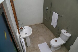 Standard Room | Bathroom - Aurea villa (Weligama)