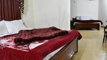 Deluxe Double Room | Free WiFi