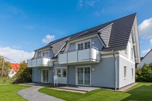 صورة غير مصنفة، 2 من 20، زرّ