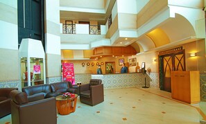 ロビー応接スペース