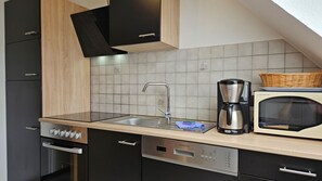Fridge, microwave, oven, dishwasher