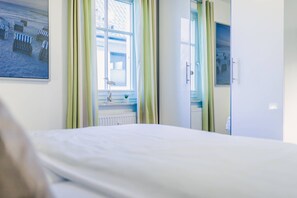 صورة غير مصنفة، 2 من 16، زرّ