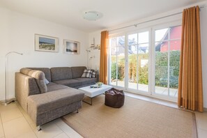 TV - Neuland, Germany (Zingst)