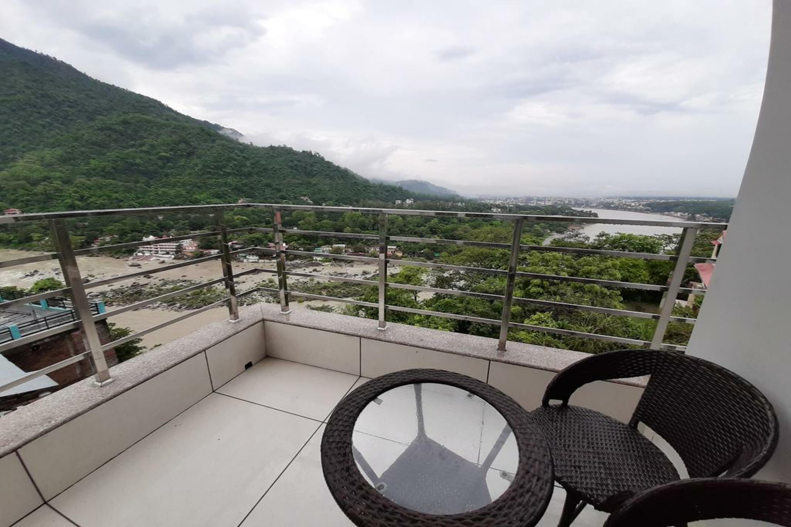 Habitación ejecutiva, vistas al río | Balcón