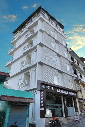Exterior - Aaravam Ganga Boutique Hotel Rishikesh (Narendranagar)