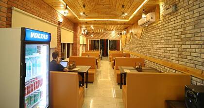 Aaravam Ganga Boutique Hotel Rishikesh